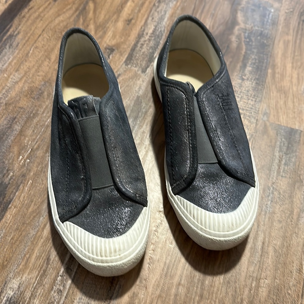 Frye Claudia Slip On | Women Size 7